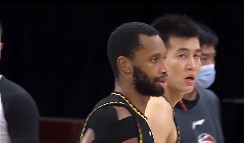 美女伊人
